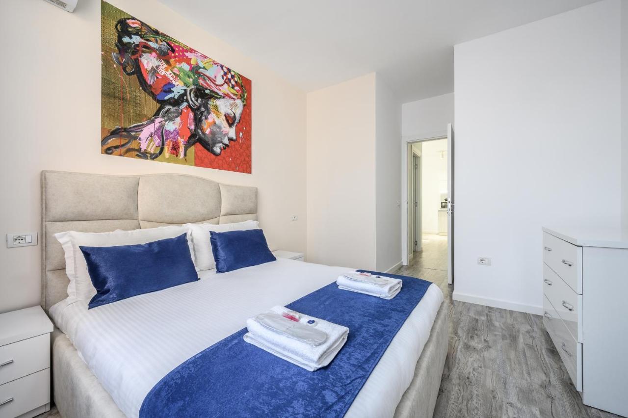 Miku Apartment-Modernly Designed Downtown Tirana Bagian luar foto