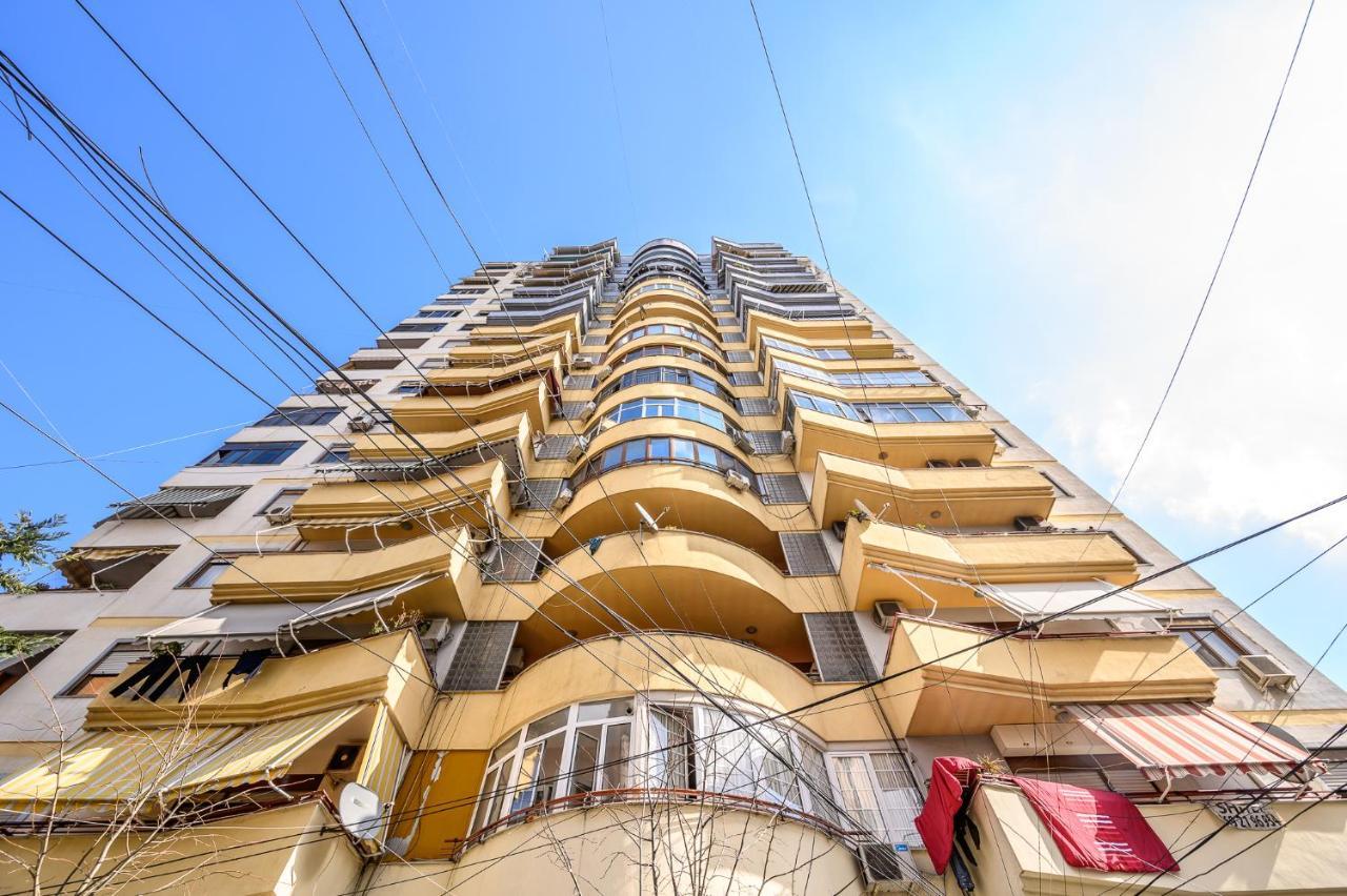 Miku Apartment-Modernly Designed Downtown Tirana Bagian luar foto
