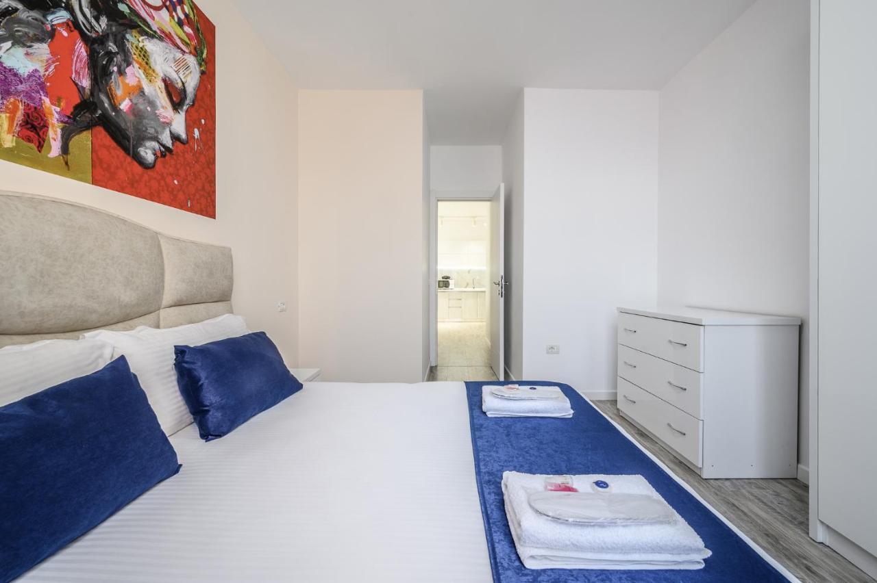 Miku Apartment-Modernly Designed Downtown Tirana Bagian luar foto